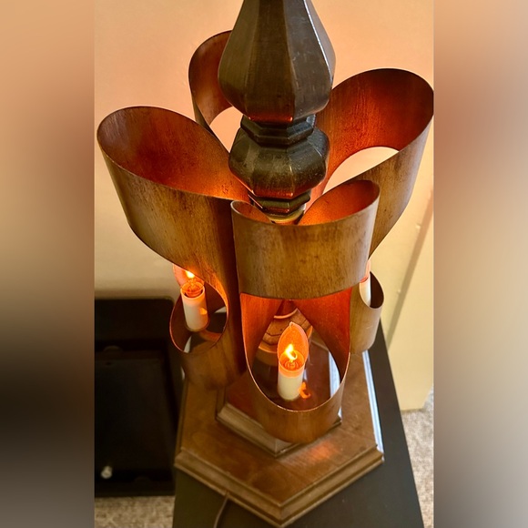 RARE Vintage 1950’s Brutalist Curved COPPER & Wood Statement Table Lamp working - Picture 5 of 11